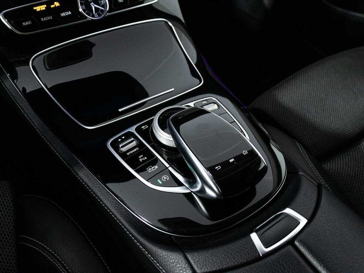 Купить Mercedes-Benz E-Класс 220 d, 2017, 98 671 км, фото №17