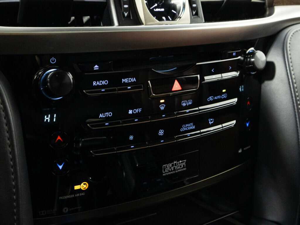 Купить Lexus LX 570, 2018, 54 444 км, фото №17