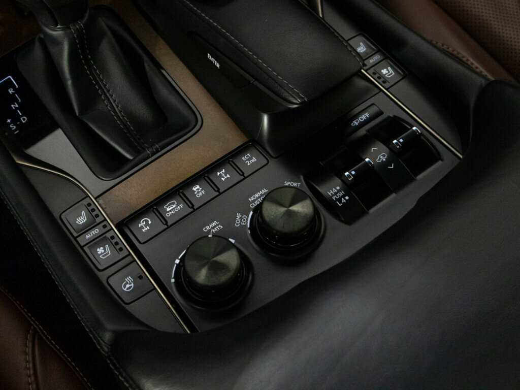 Купить Lexus LX 570, 2018, 54 444 км, фото №19