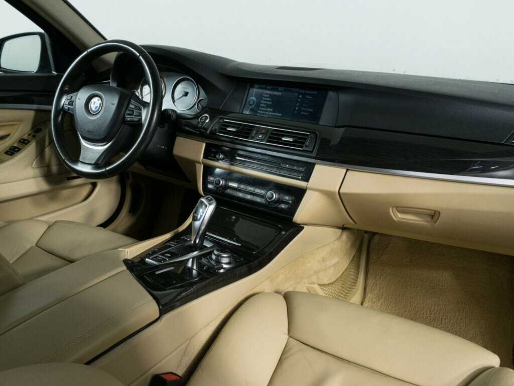 Купить BMW 5 серии 530d xDrive, 2011, 252 254 км, фото №9