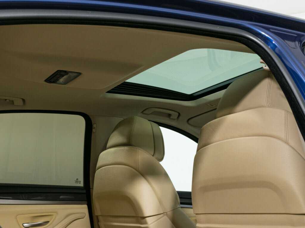 Купить BMW 5 серии 530d xDrive, 2011, 252 254 км, фото №12