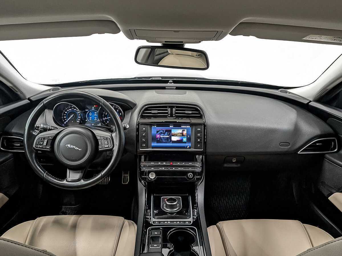 Купить Jaguar XE, 2017, 84 021 км, фото №12