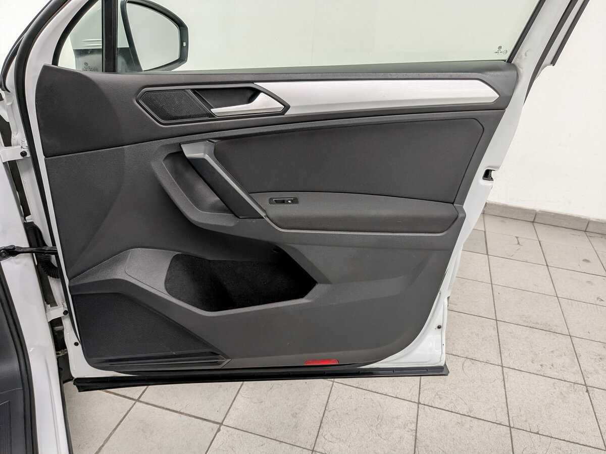 Купить Volkswagen Tiguan, 2021, 163 952 км, фото №20