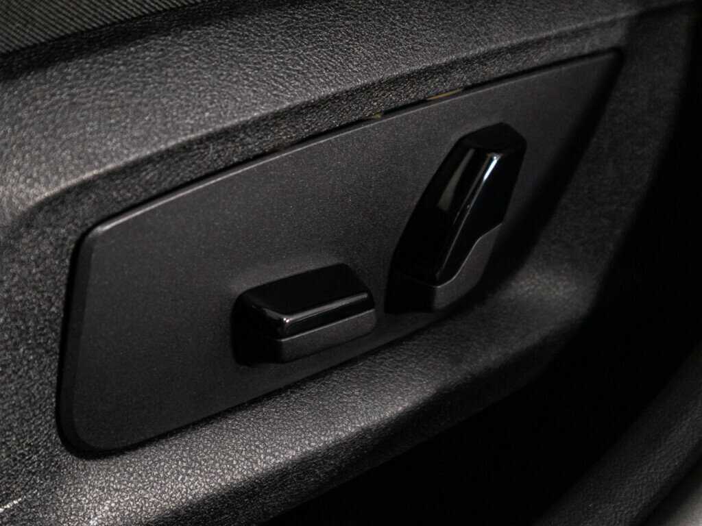 Купить BMW 5 серии 520i, 2020, 75 484 км, фото №20