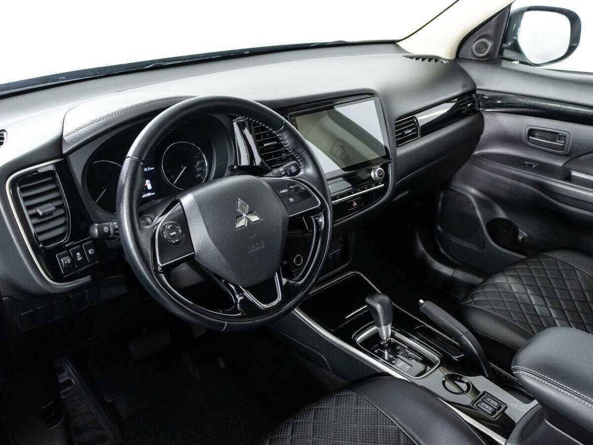 Купить Mitsubishi Outlander, 2021, 94 276 км, фото №9