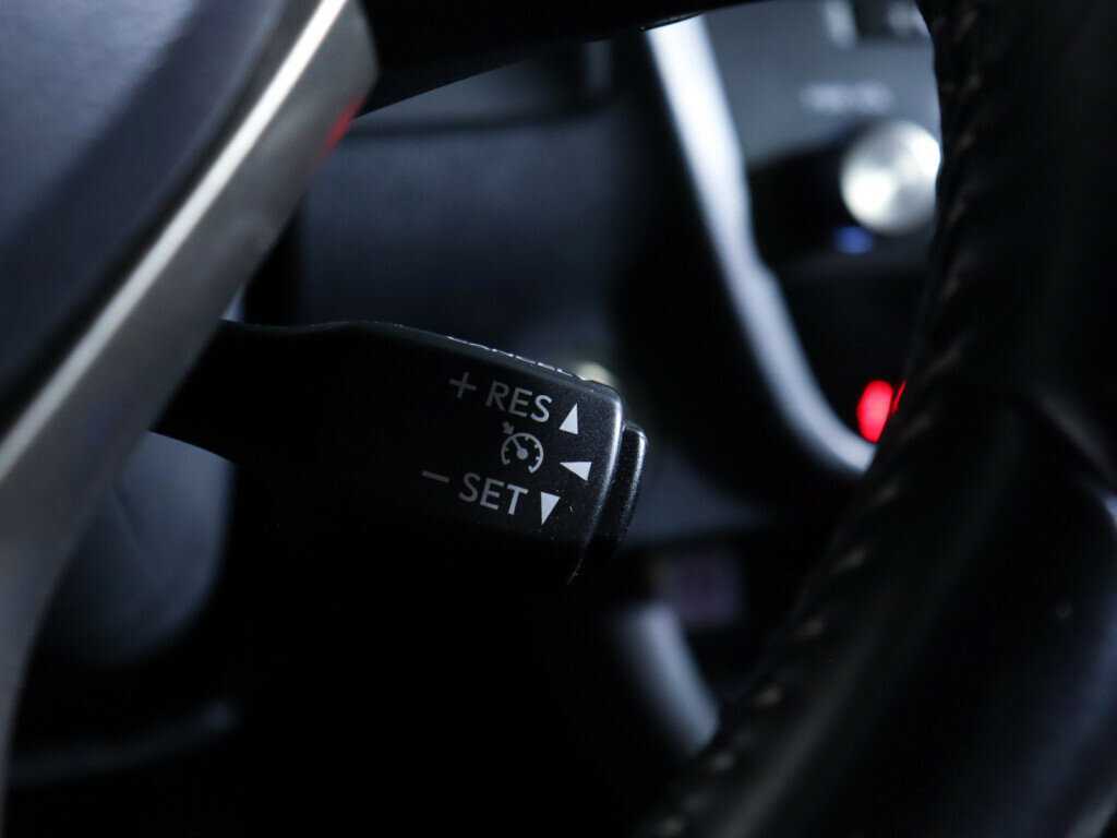 Купить Lexus RX 300, 2021, 129 814 км, фото №24