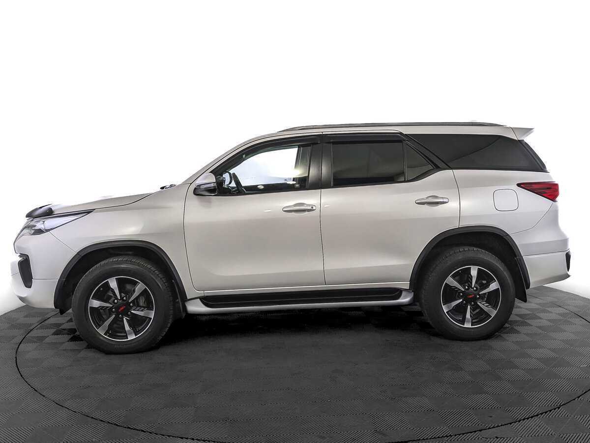 Купить Toyota Fortuner, 2019, 65 140 км, фото №8
