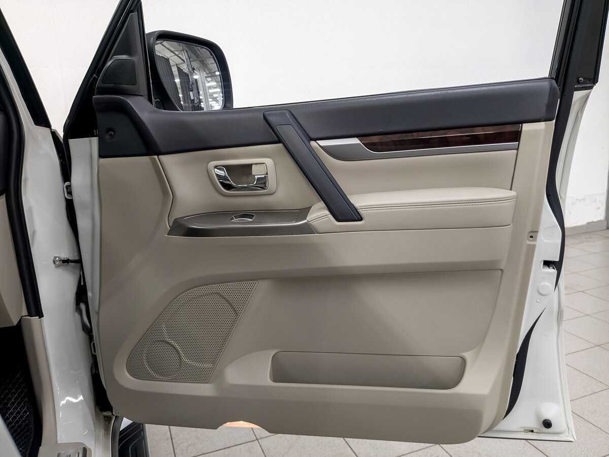 Купить Mitsubishi Pajero, 2020, 29 459 км, фото №25
