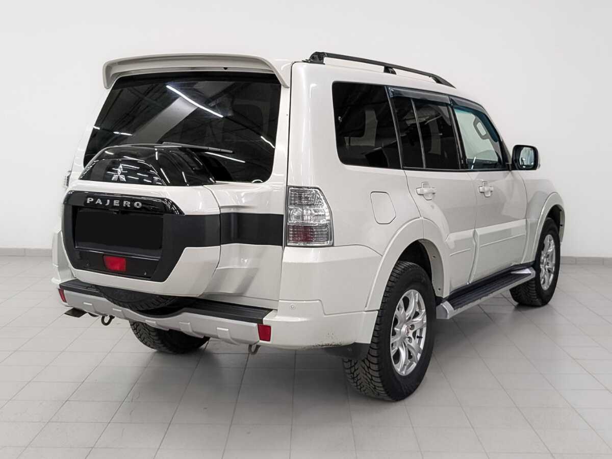 Купить Mitsubishi Pajero, 2015, 235 560 км, фото №5