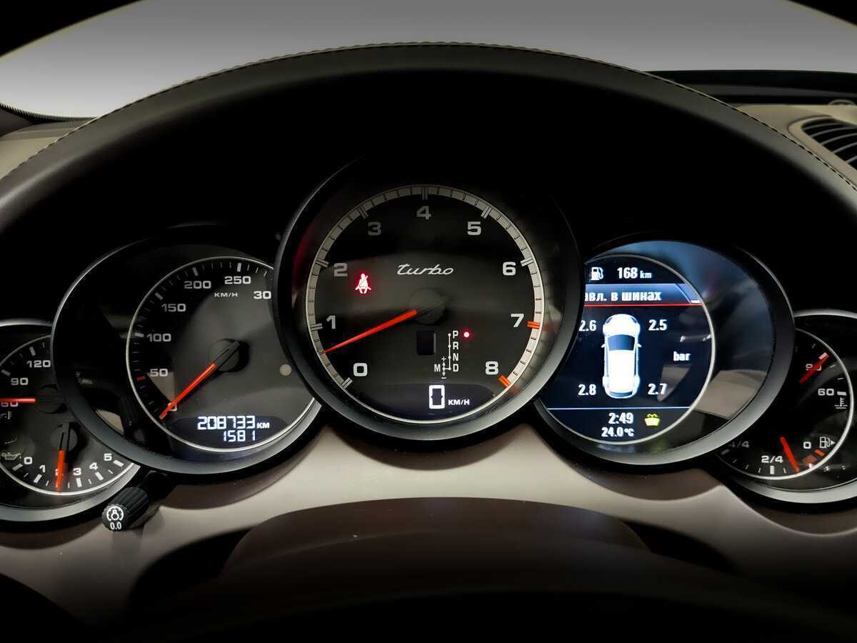 Купить Porsche Cayenne Turbo, 2012, 208 725 км, фото №13