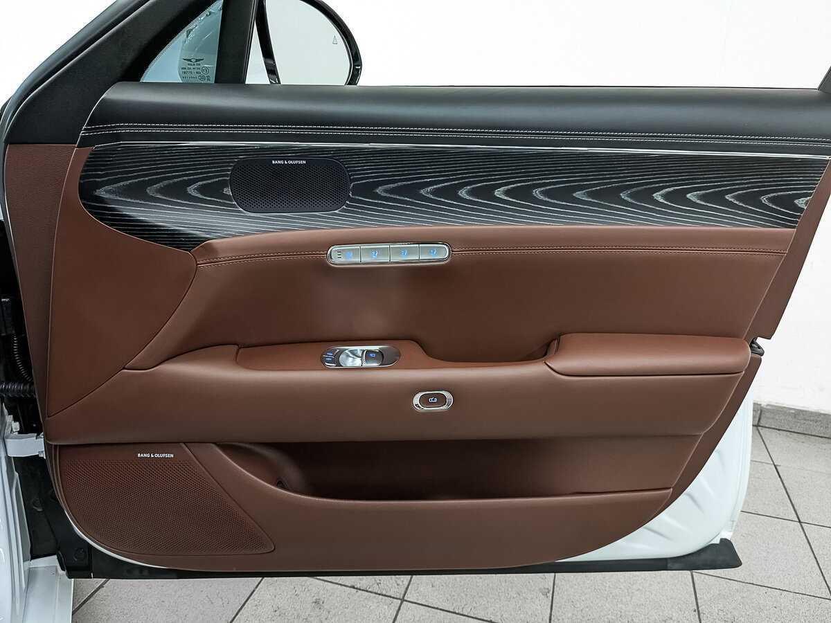 Купить Genesis G90, 2022, 24 964 км, фото №24