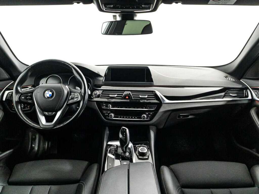 Купить BMW 5 серии 520d, 2019, 134 850 км, фото №13