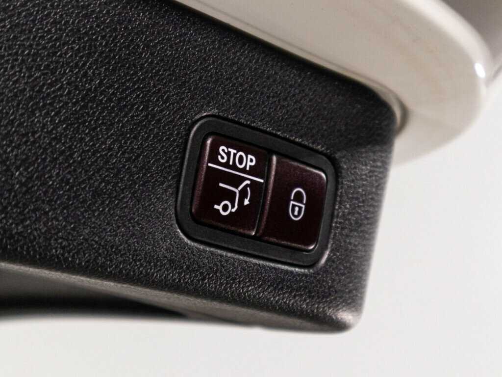 Купить Mercedes-Benz GLE 350 d, 2015, 180 802 км, фото №16