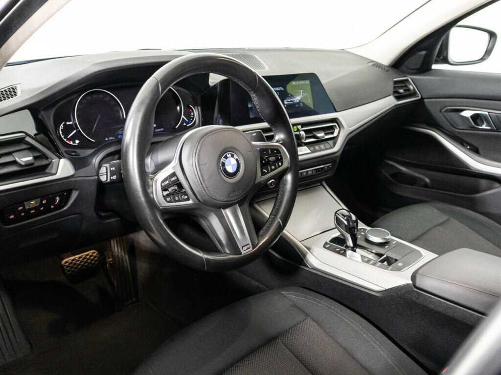 Купить BMW 3 серии 318d, 2019, 94 470 км, фото №11