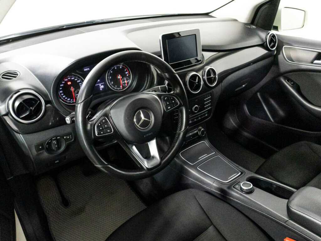 Купить Mercedes-Benz B-Класс 180, 2015, 133 764 км, фото №11