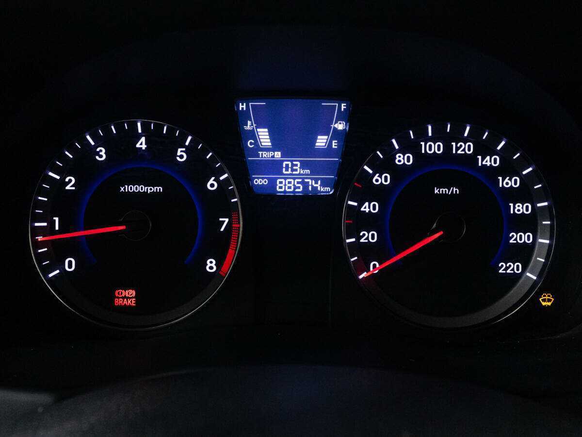 Купить Hyundai Solaris, 2011, 88 573 км, фото №12