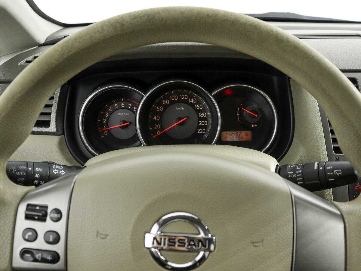 Купить Nissan Tiida, 2008, 142 451 км, фото №16