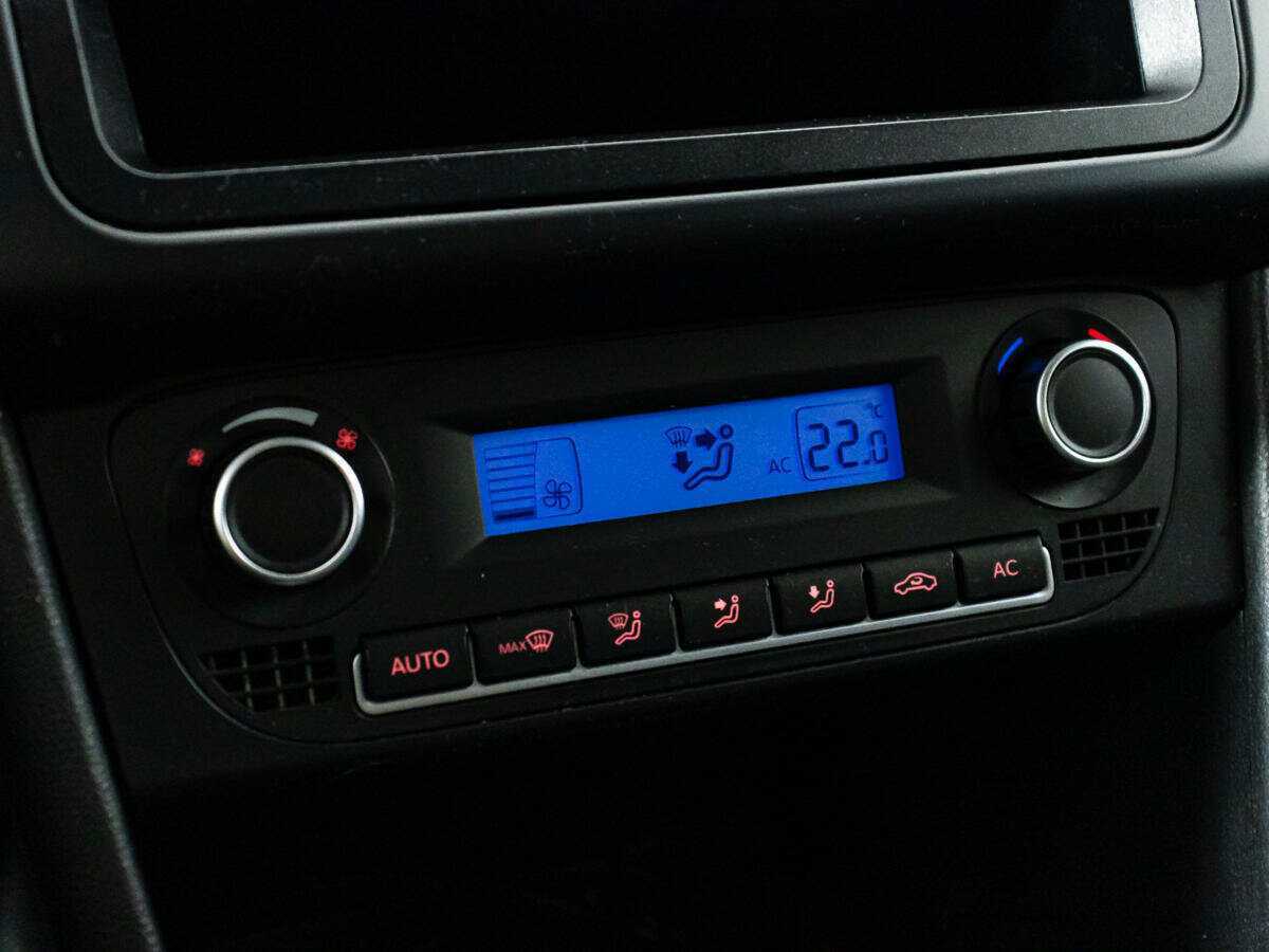 Купить Volkswagen Polo, 2010, 202 940 км, фото №15