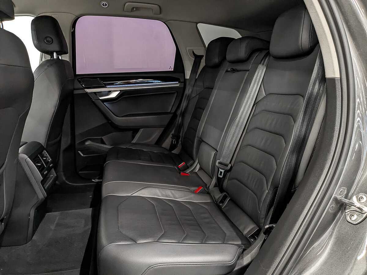 Купить Volkswagen Touareg, 2019, 93 663 км, фото №18
