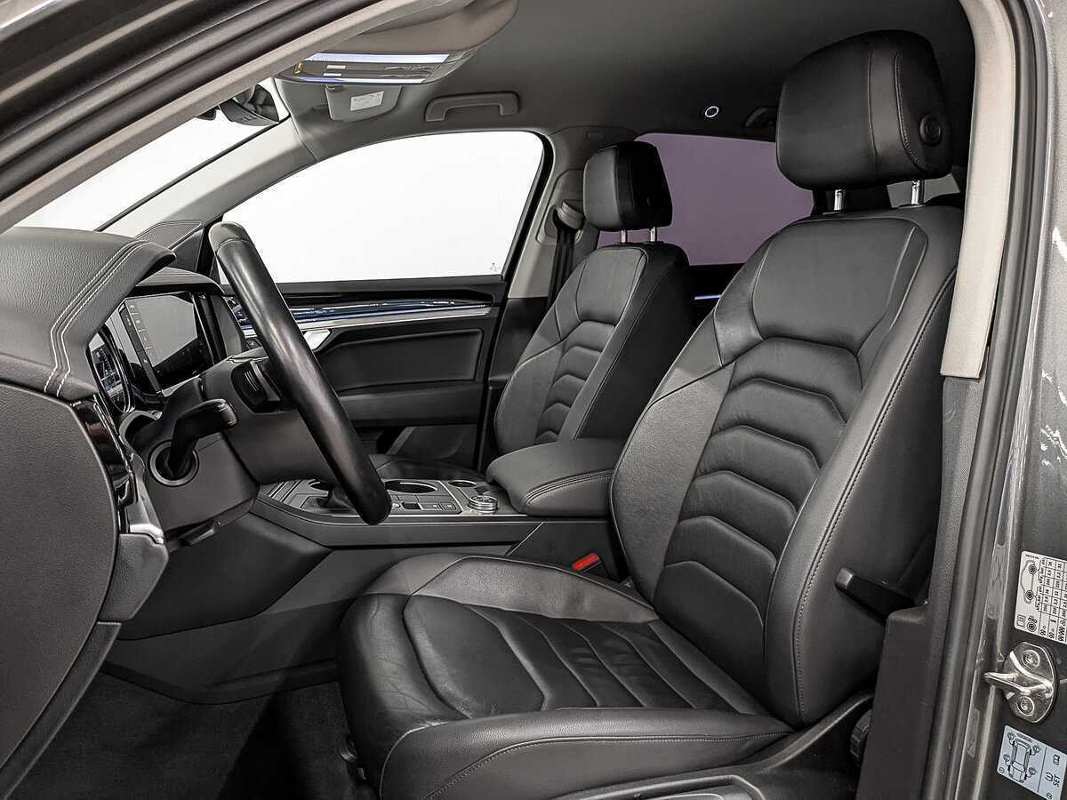Купить Volkswagen Touareg, 2019, 93 663 км, фото №20