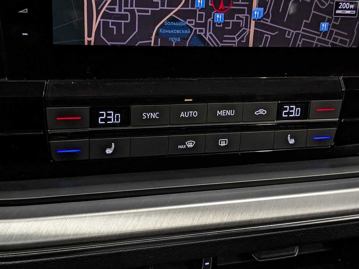 Купить Volkswagen Touareg, 2019, 93 663 км, фото №21