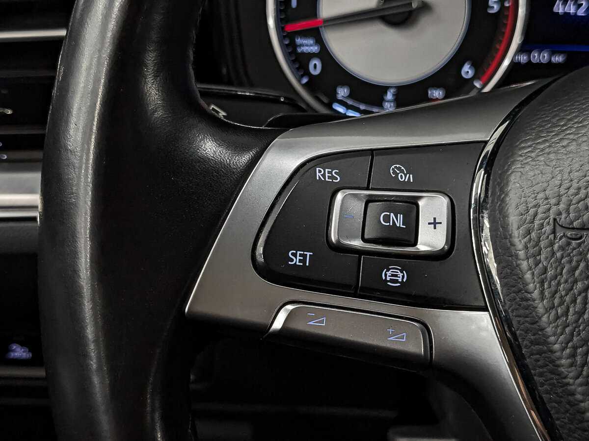 Купить Volkswagen Touareg, 2019, 93 663 км, фото №27