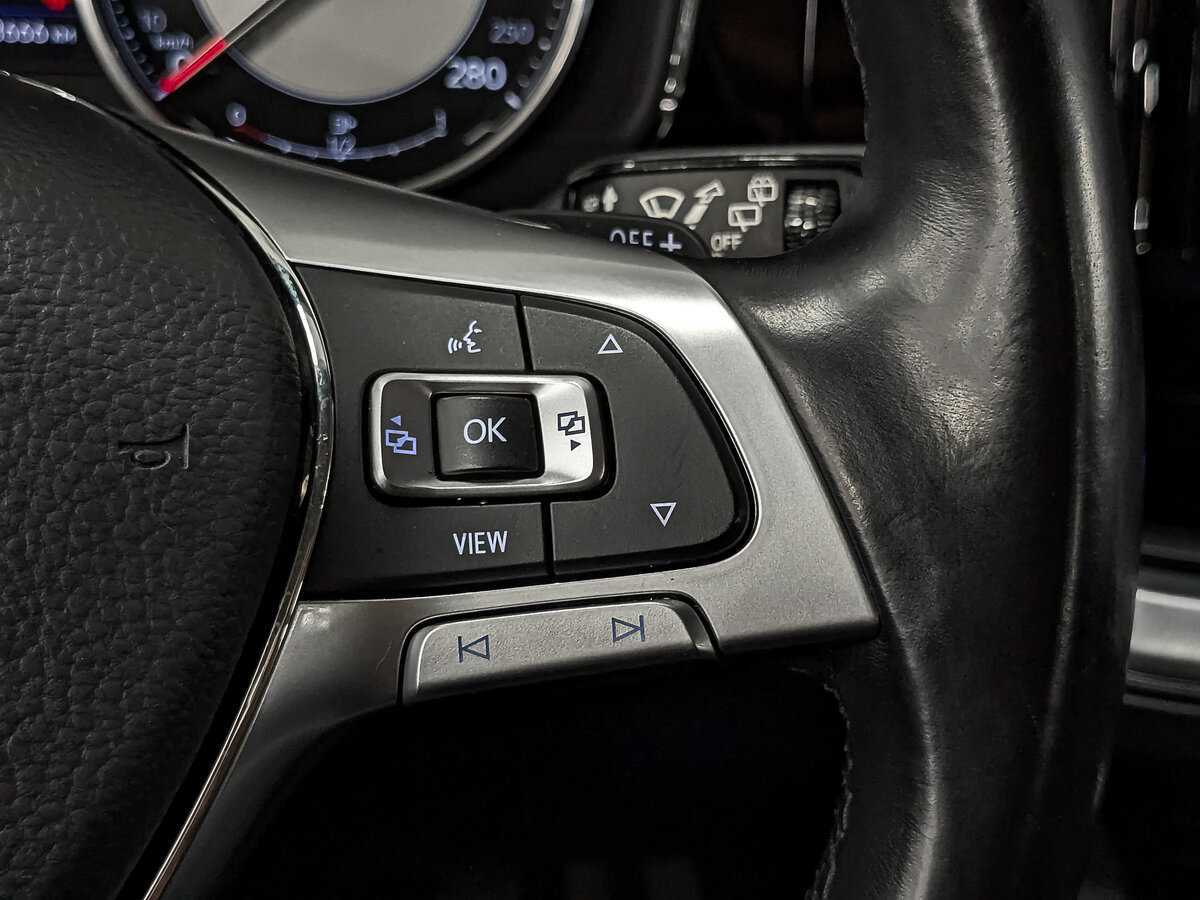 Купить Volkswagen Touareg, 2019, 93 663 км, фото №28