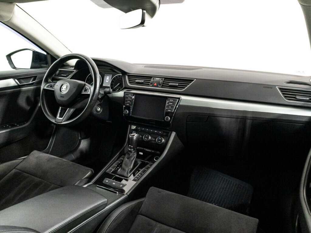 Купить Skoda Superb, 2017, 88 838 км, фото №9