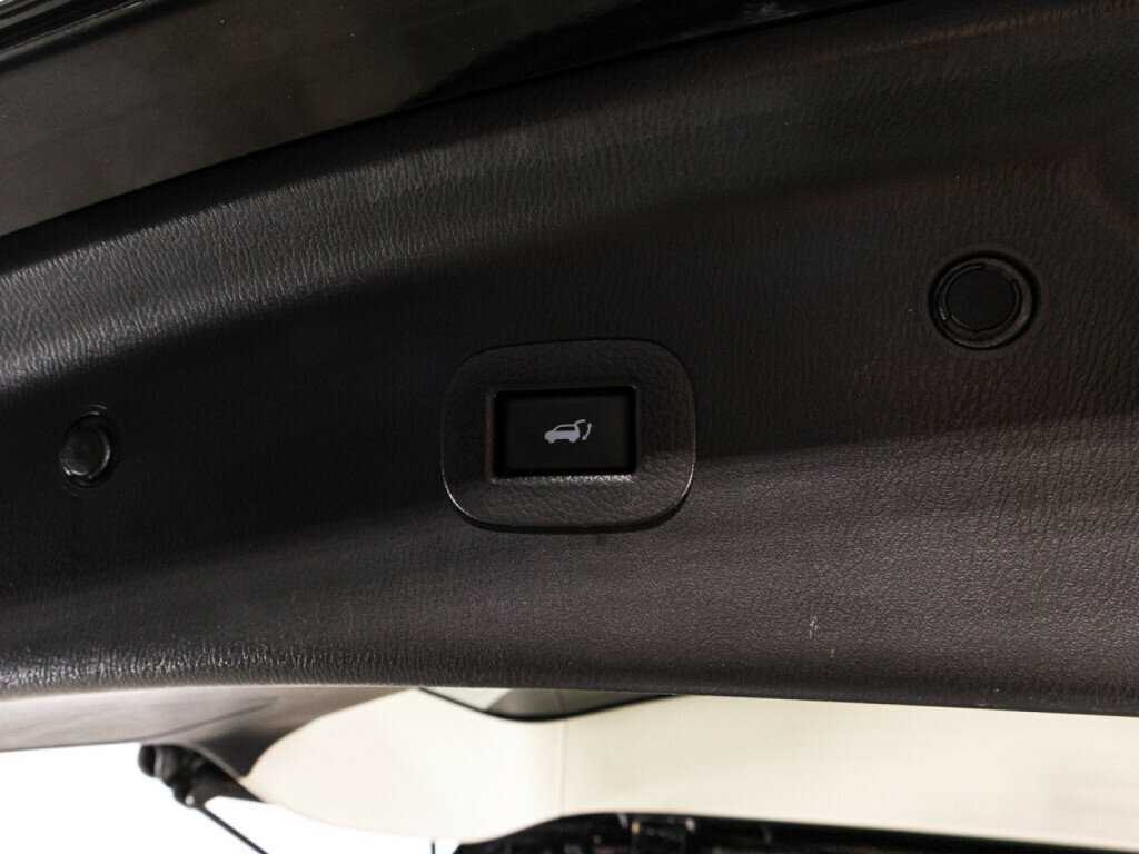 Купить Infiniti QX80, 2017, 87 401 км, фото №15