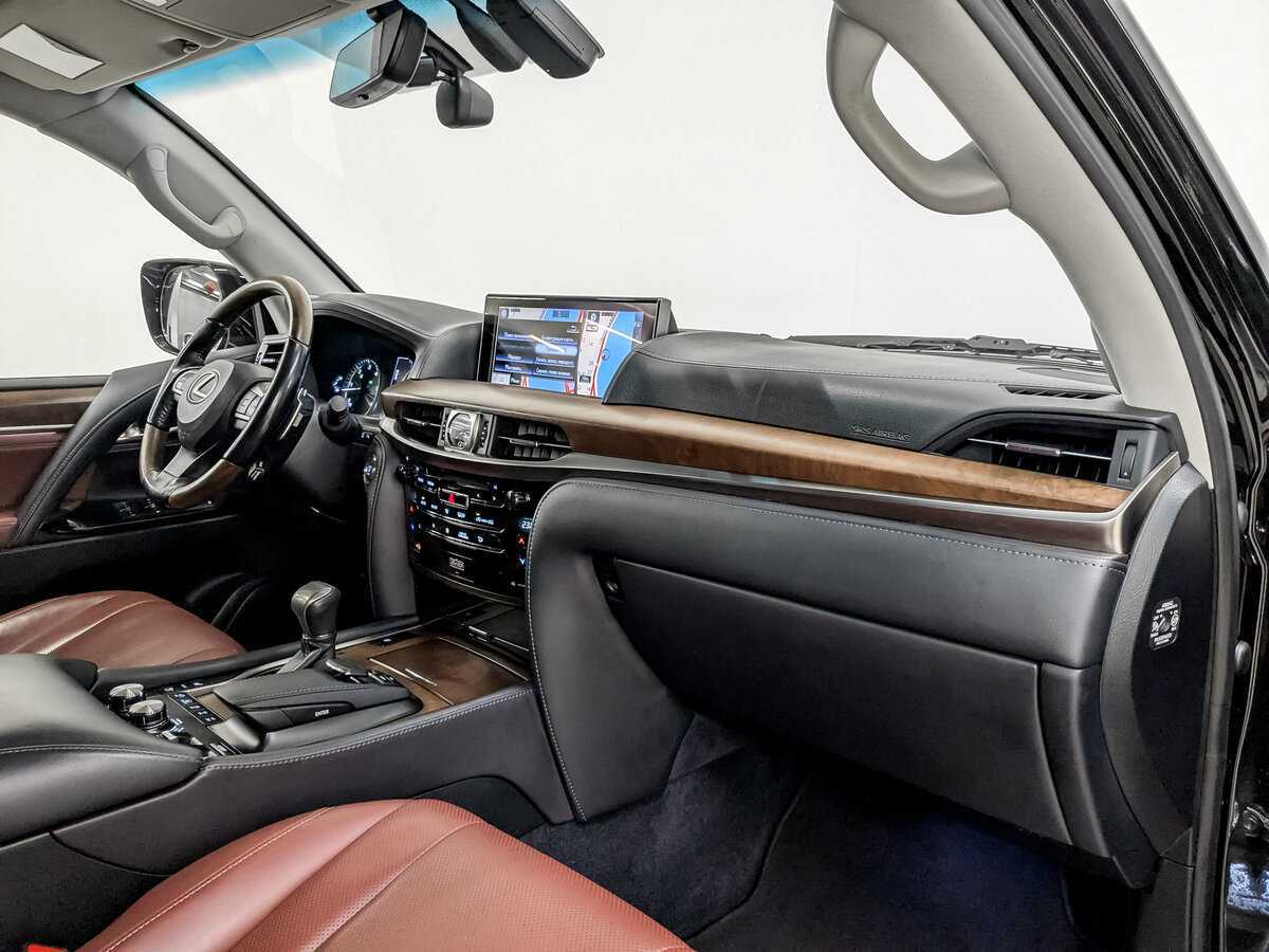Купить Lexus LX 450d, 2017, 198 607 км, фото №11