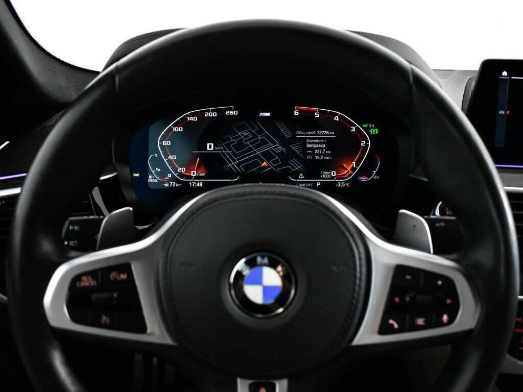 Купить BMW 5 серии 530d xDrive, 2019, 32 225 км, фото №11