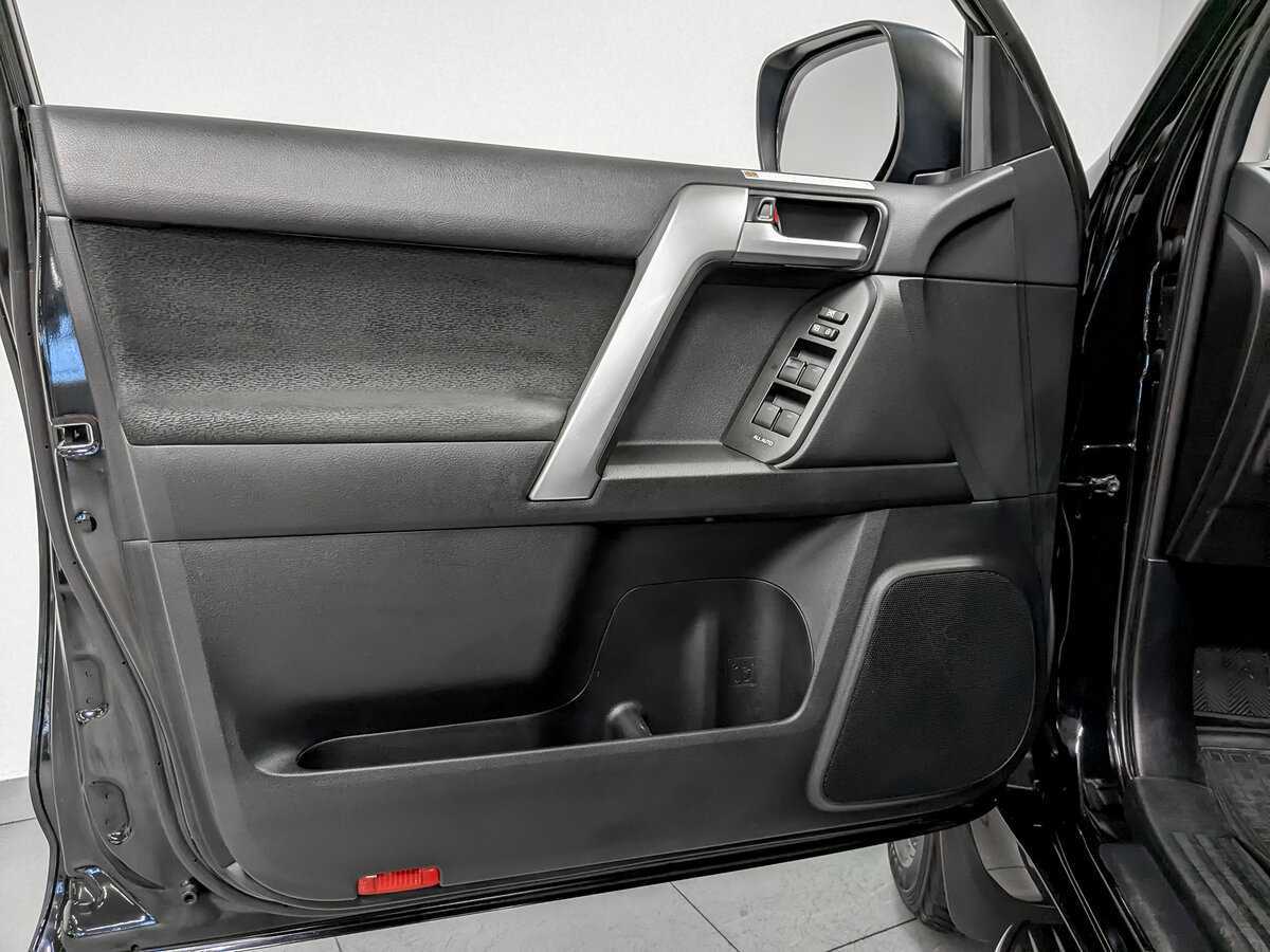 Купить Toyota Land Cruiser Prado, 2021, 107 000 км, фото №19