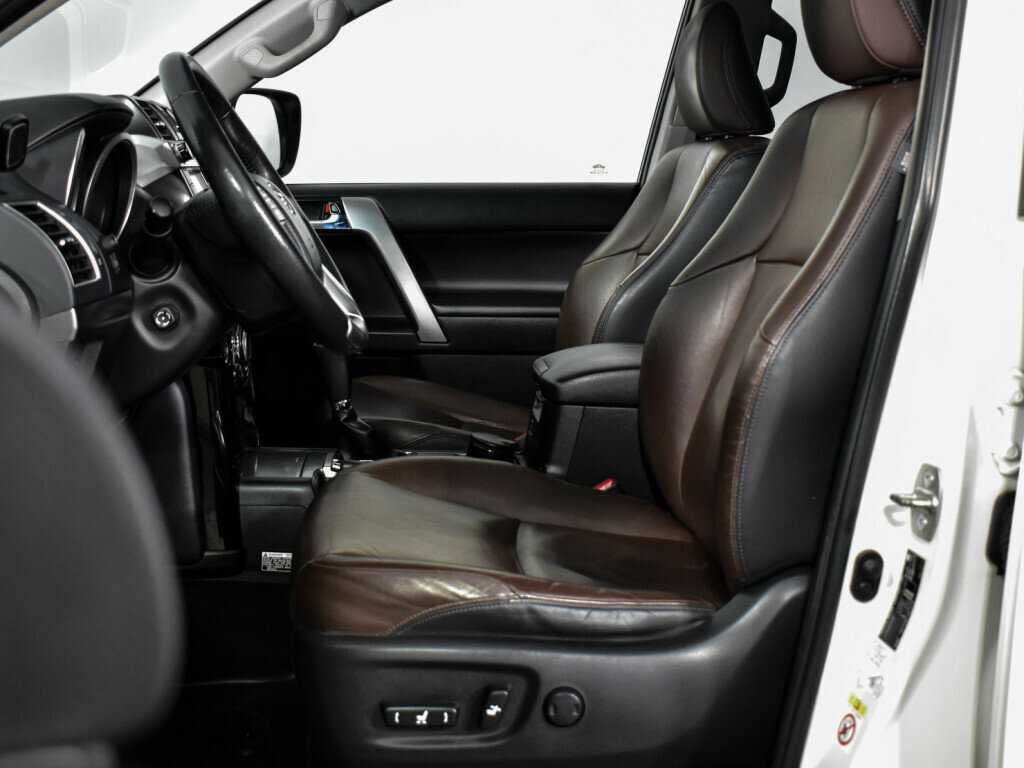Купить Toyota Land Cruiser Prado, 2015, 220 611 км, фото №9