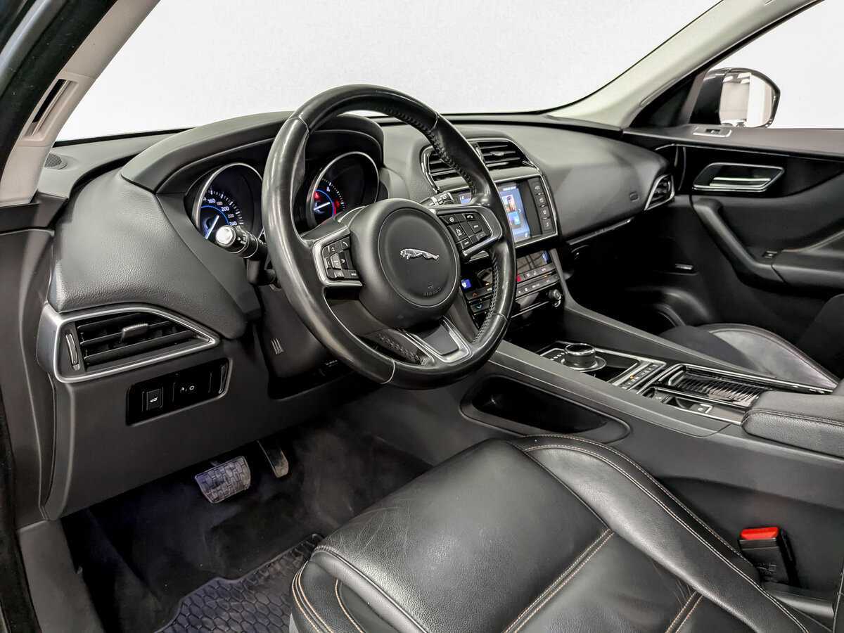Купить Jaguar F-Pace, 2017, 147 154 км, фото №16