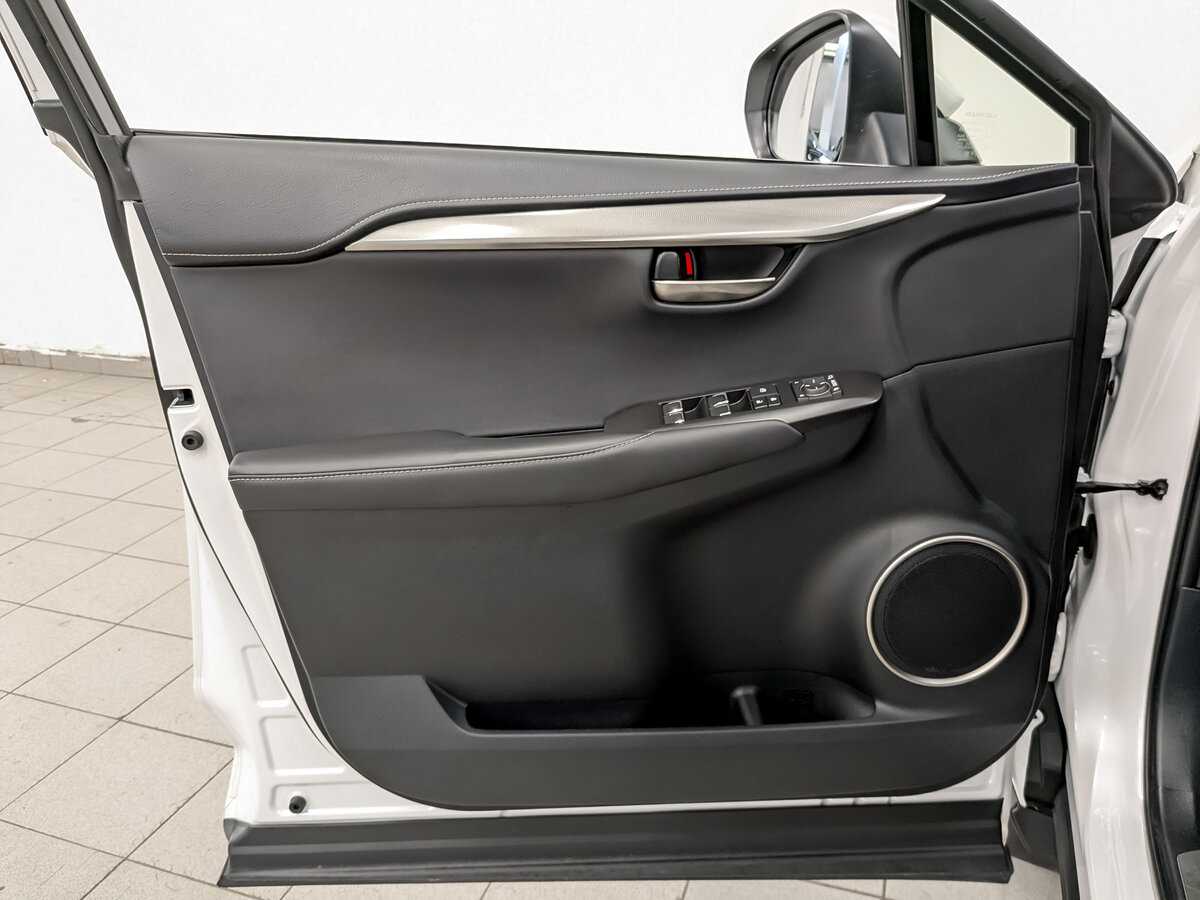 Купить Lexus NX 300, 2019, 65 416 км, фото №17
