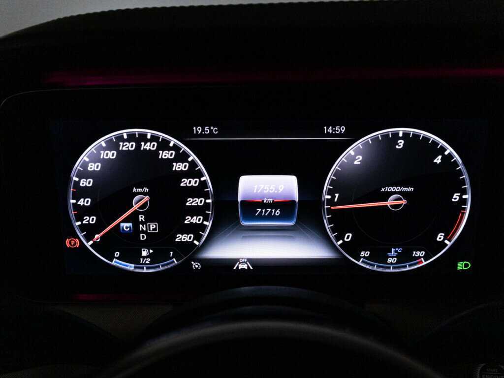 Купить Mercedes-Benz E-Класс 220 d, 2020, 71 622 км, фото №12