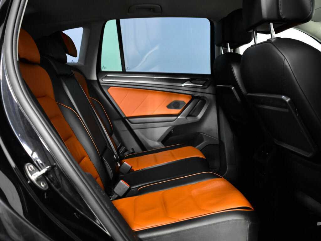 Купить Volkswagen Tiguan, 2018, 118 208 км, фото №10