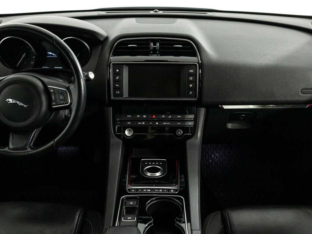 Купить Jaguar F-Pace, 2017, 114 010 км, фото №14