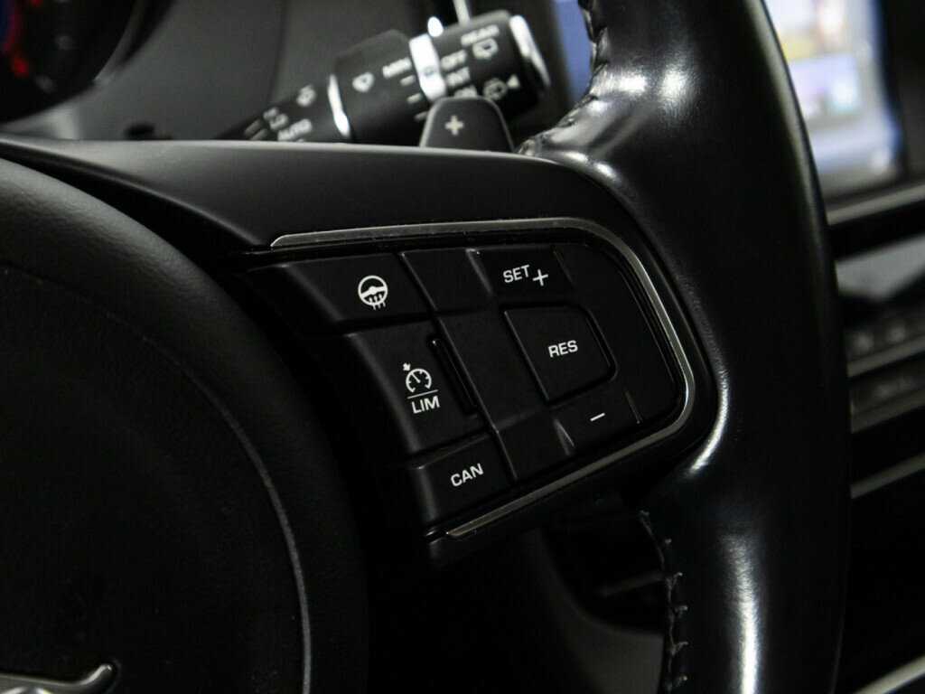 Купить Jaguar F-Pace, 2017, 114 010 км, фото №20