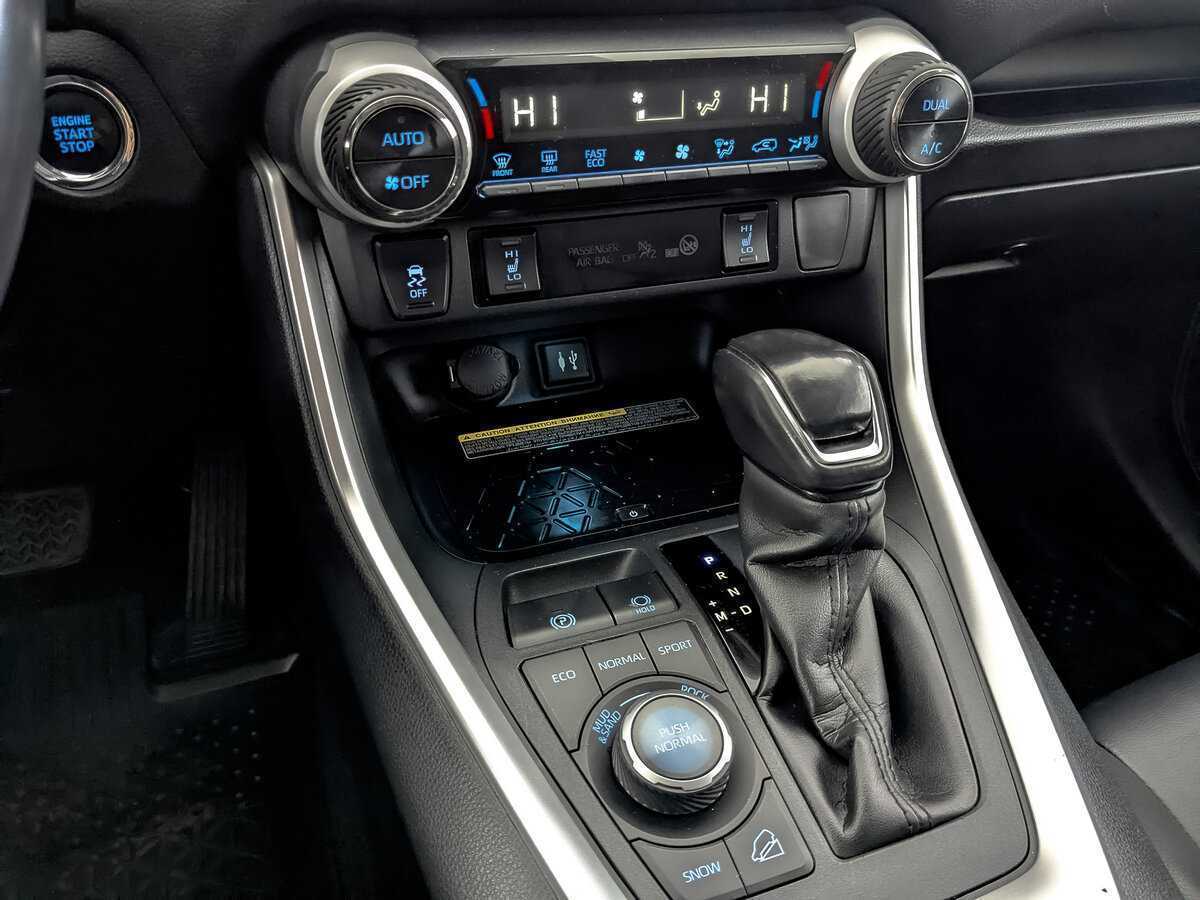 Купить Toyota RAV4, 2019, 130 242 км, фото №21
