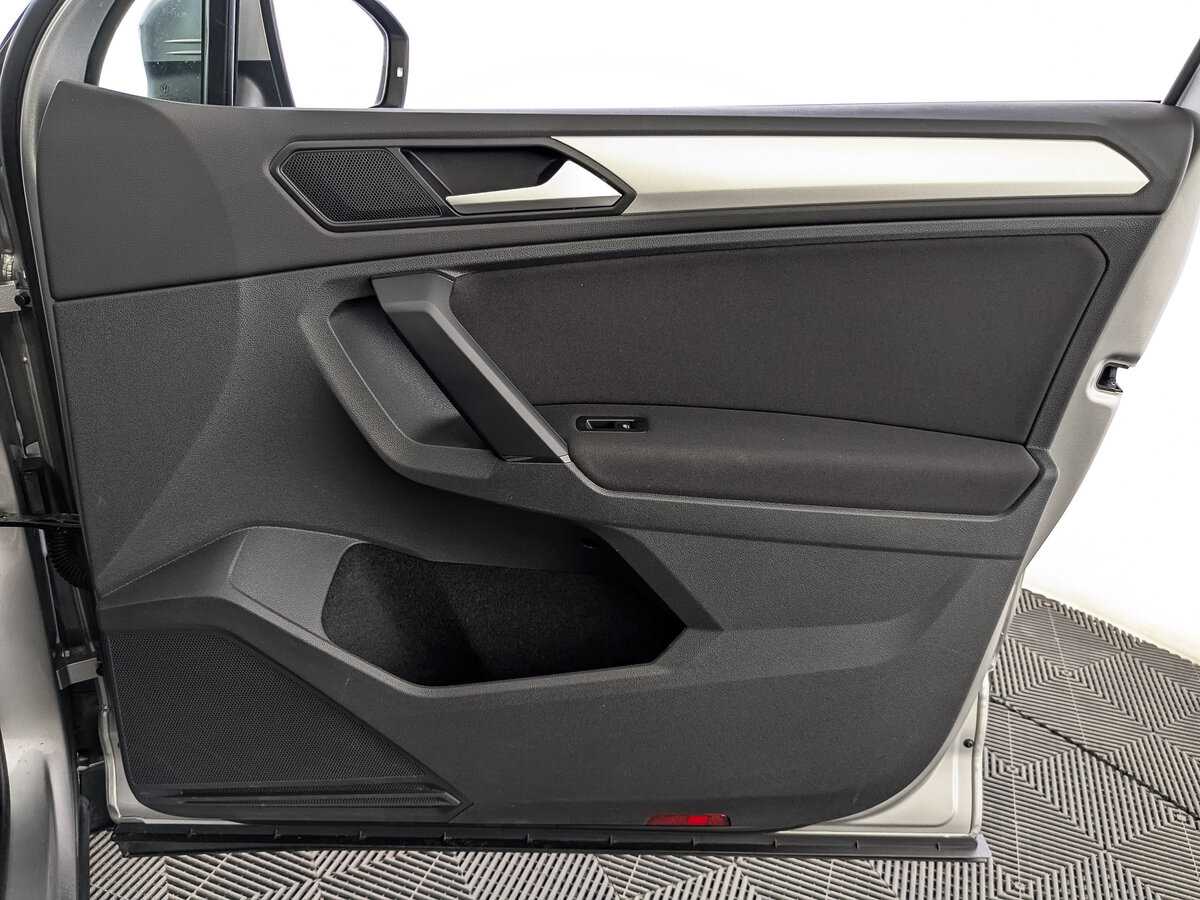 Купить Volkswagen Tiguan, 2020, 29 253 км, фото №25