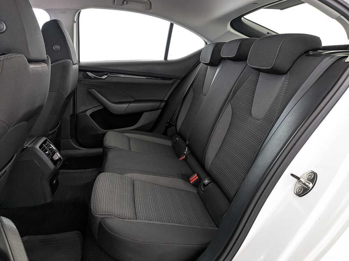 Купить Skoda Octavia, 2021, 83 806 км, фото №18
