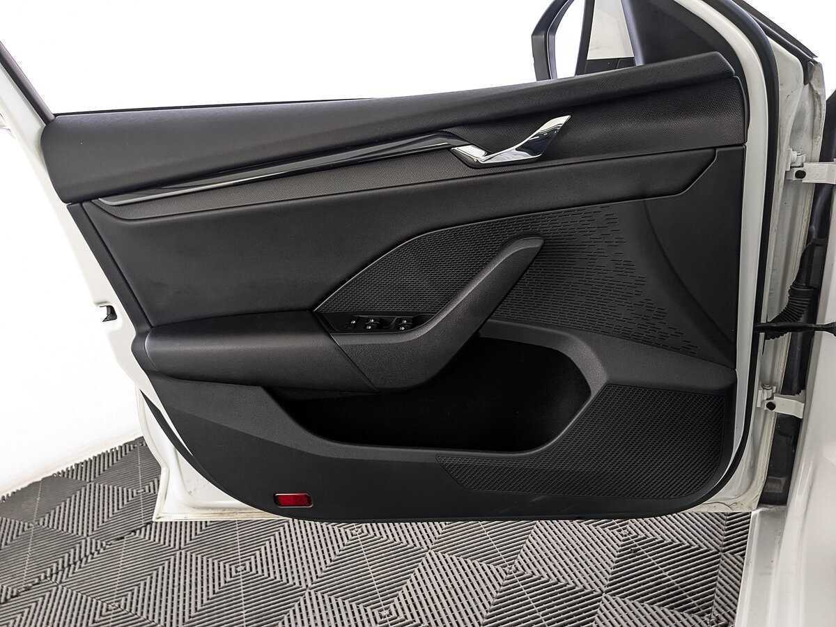 Купить Skoda Octavia, 2021, 83 806 км, фото №19