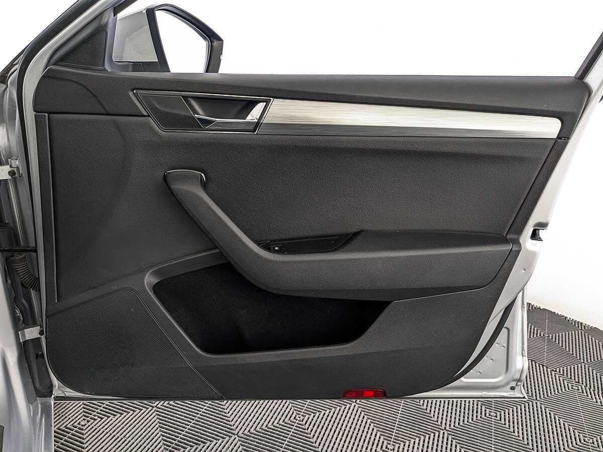Купить Skoda Superb, 2021, 114 480 км, фото №22