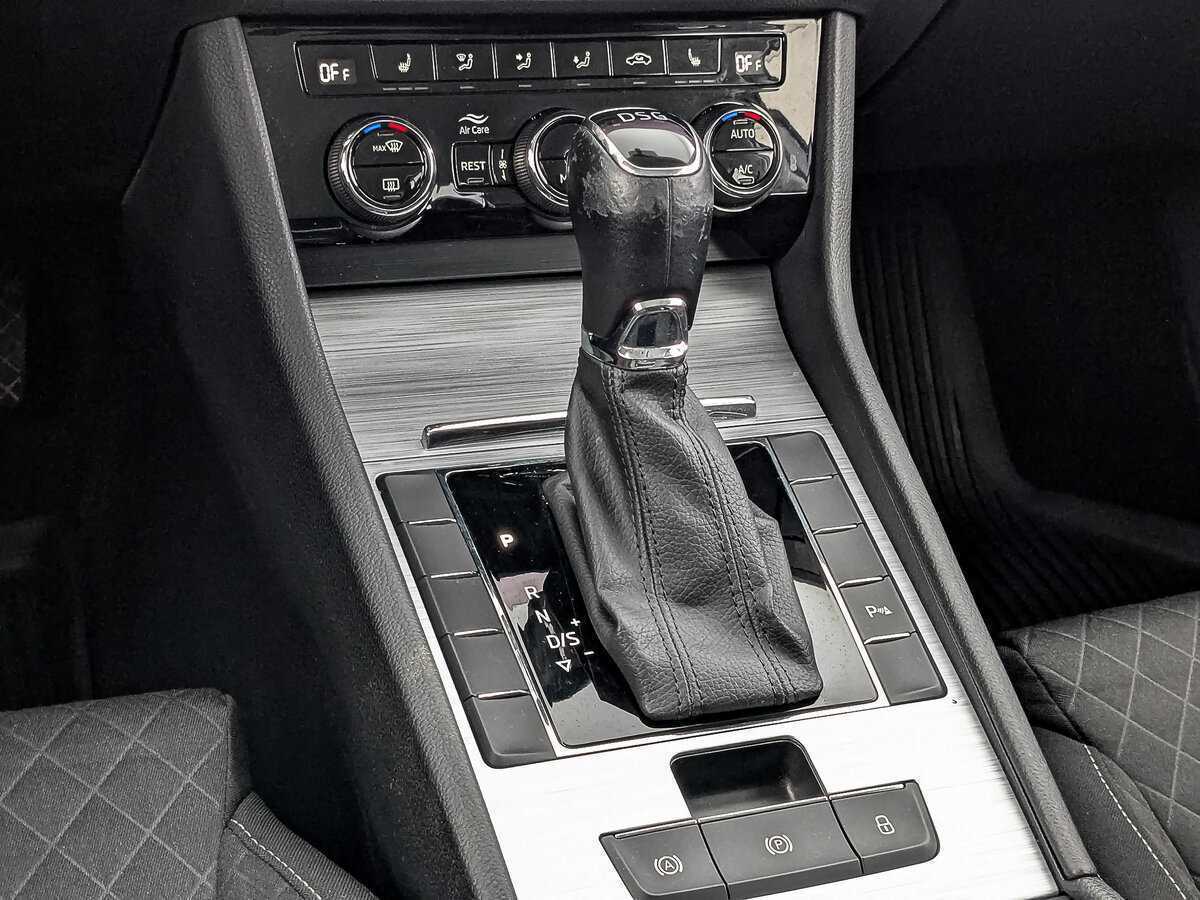 Купить Skoda Superb, 2021, 114 480 км, фото №23