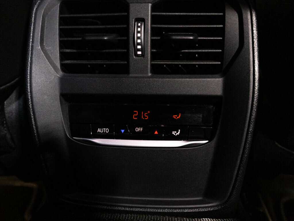 Купить BMW 3 серии 320d, 2019, 99 340 км, фото №22