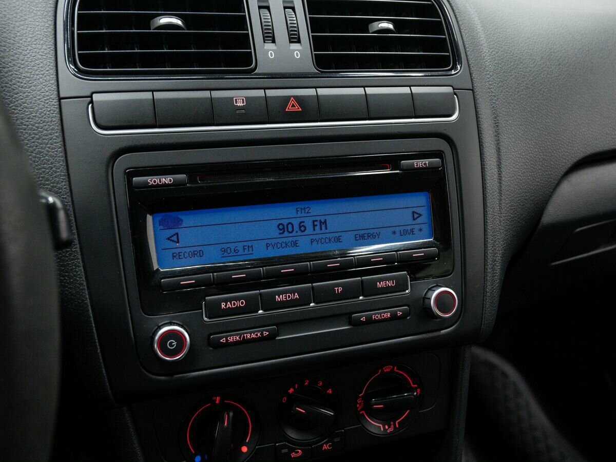 Купить Volkswagen Polo, 2011, 199 250 км, фото №19