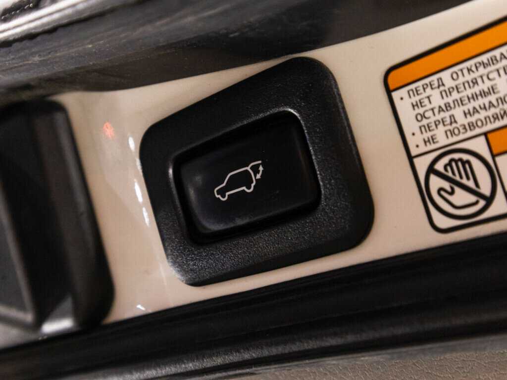 Купить Toyota Land Cruiser, 2016, 129 278 км, фото №12