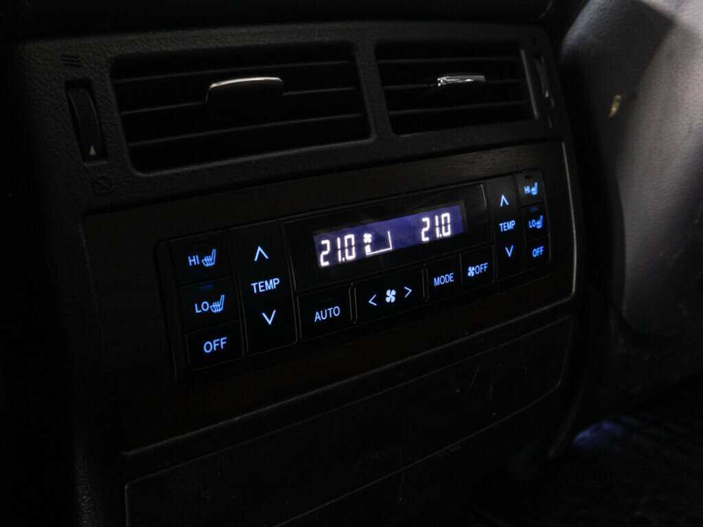 Купить Toyota Land Cruiser, 2016, 129 278 км, фото №21