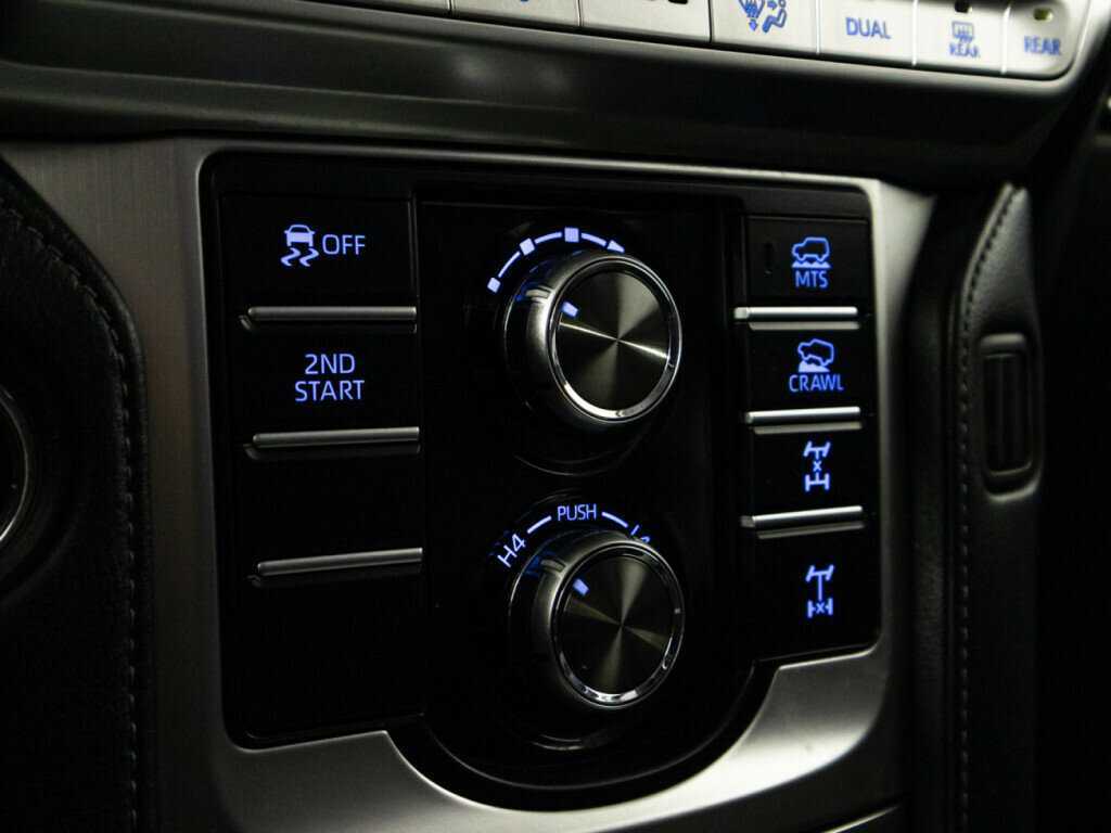 Купить Toyota Land Cruiser Prado, 2019, 205 741 км, фото №14